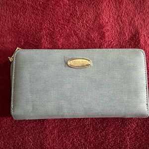 Forever Young wallet